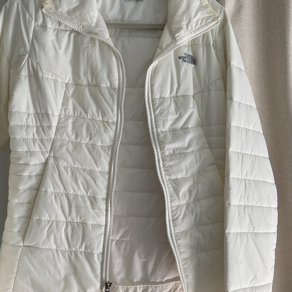 The North Face Women's Cream Puffer Jacket